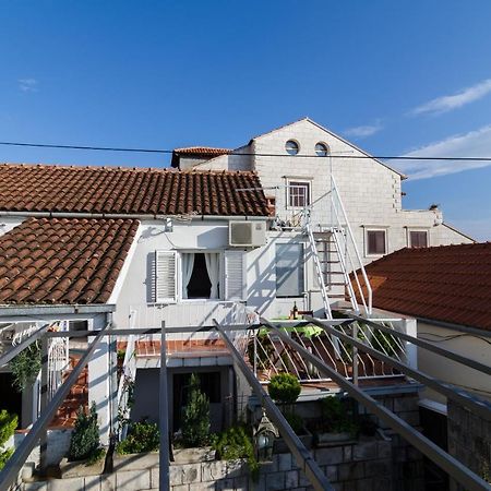 White Wave Guest House Dubrovnik Bagian luar foto