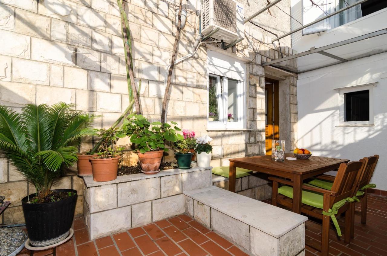 White Wave Guest House Dubrovnik Bagian luar foto